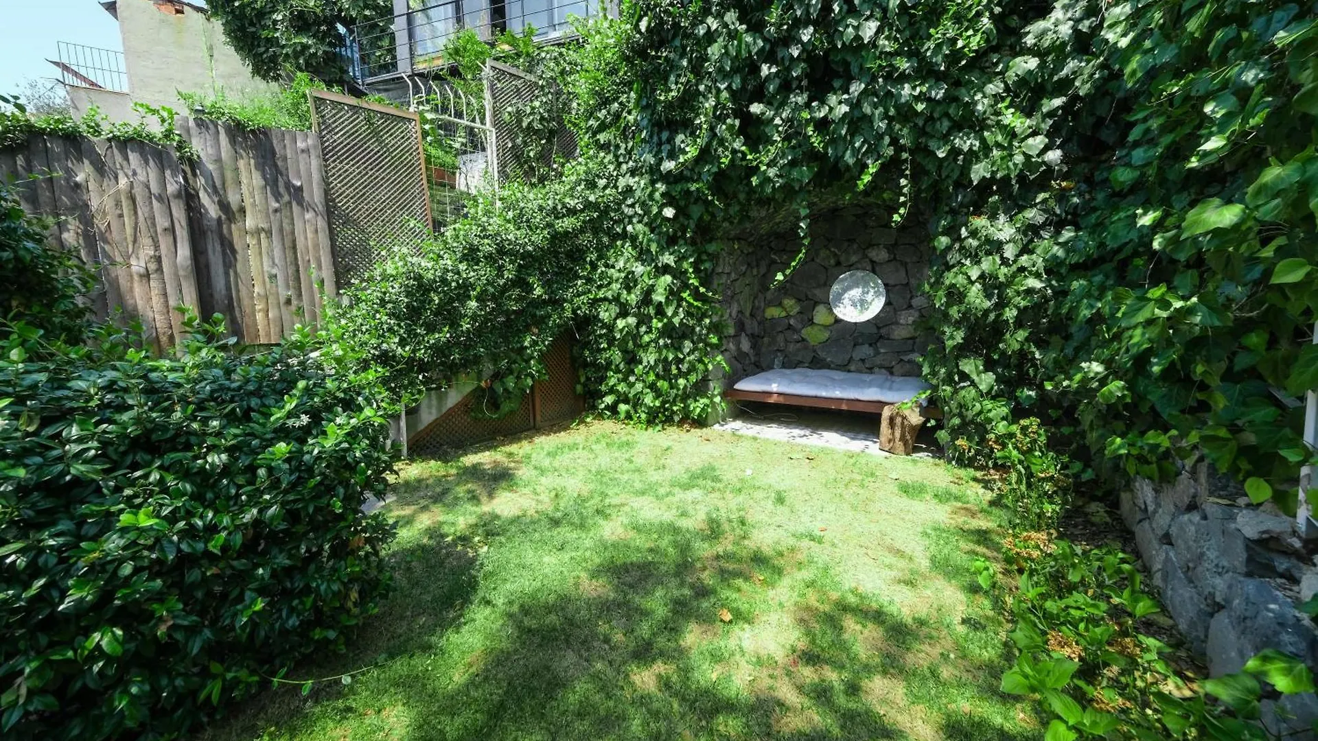 Villa Maison Detroit : Iconic 3Br Triplex W/ Great Views Provincia di Provincia di Istanbul Turchia