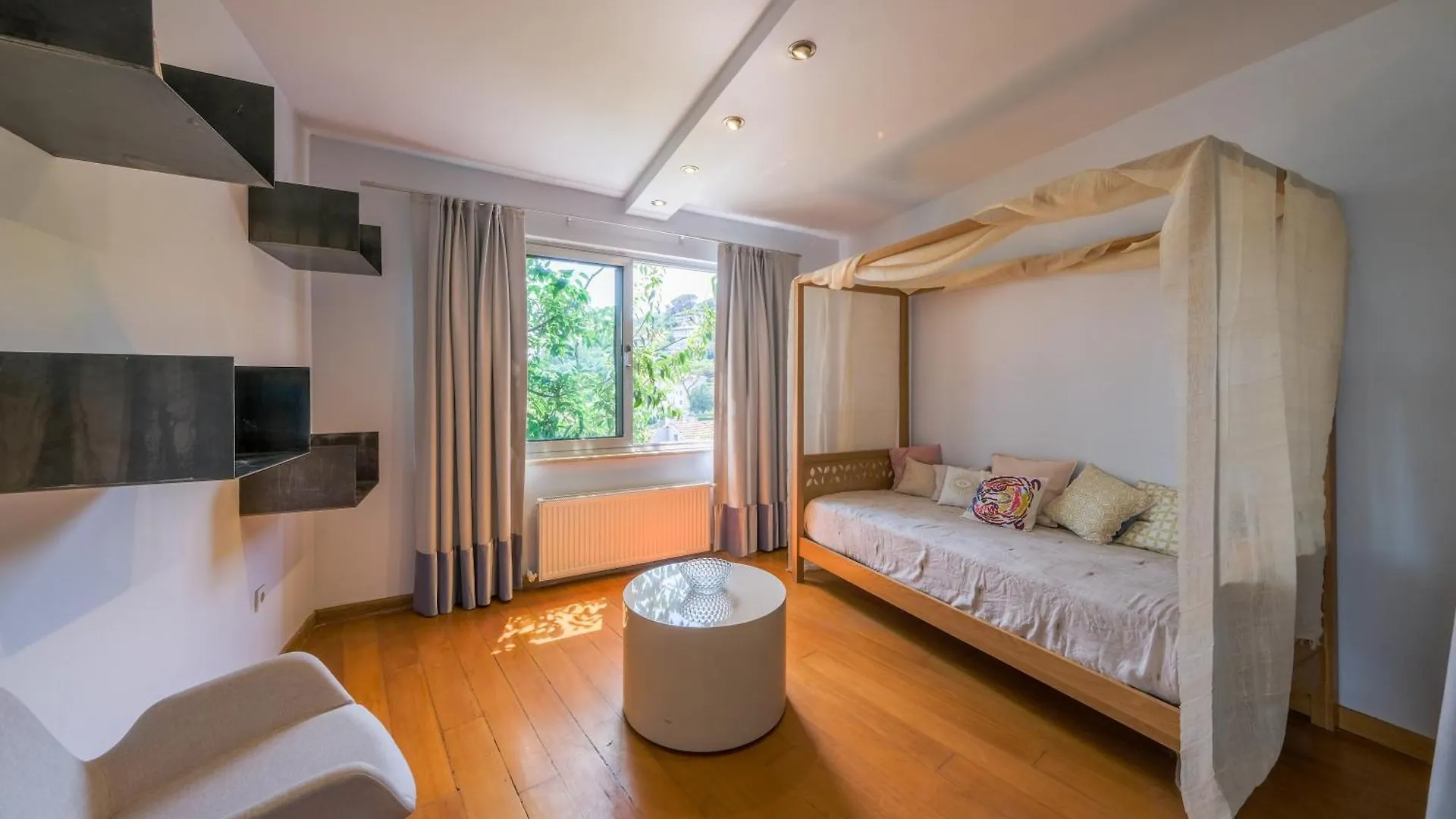 Maison Detroit : Iconic 3Br Triplex W/ Great Views Provincia di Provincia di Istanbul Villa